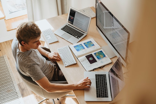 5 hacks to improve your online presence