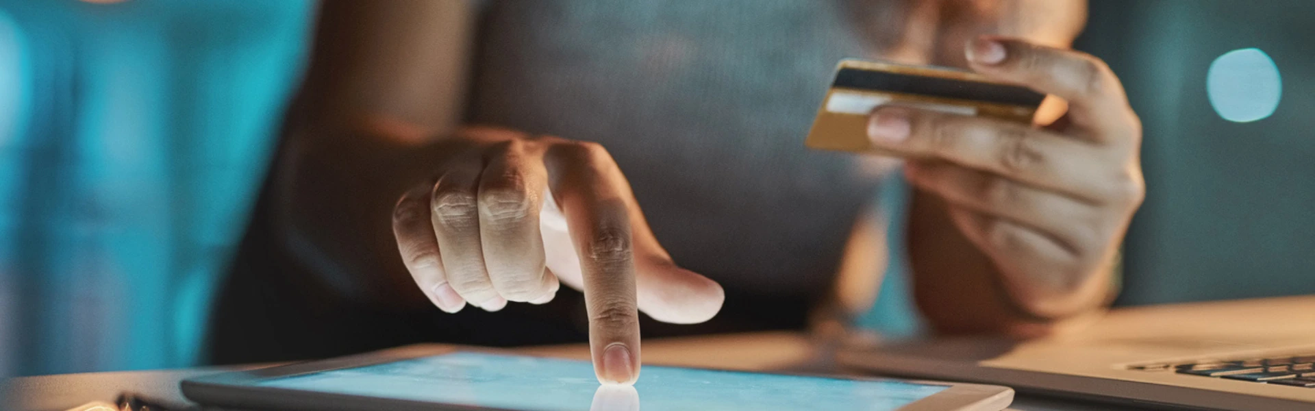 5 Ways to Generate Leads and Boost Your Ecommerce Sales This Christmas